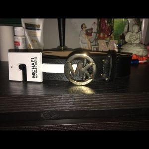 Michael kors black and gold belt